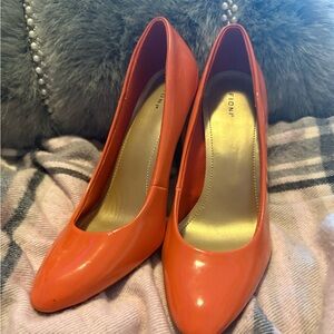FIONI Clothing Vibrant Orange Heels